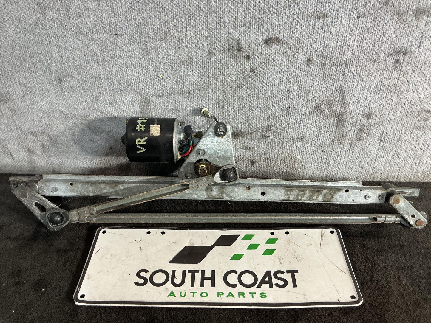 Holden Commodore VR 6H8VRK19HSL781543 Wiper Motor 92032334