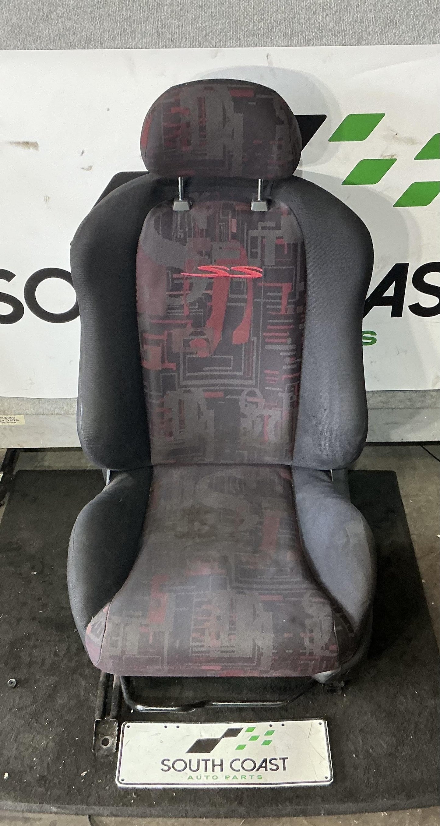 Holden Commodore VU 6H8VUK80F2L904753 Complete Interior