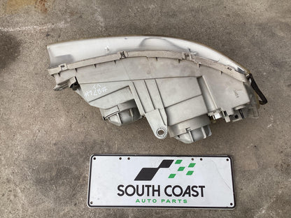 2002 - 2004 Holden Commodore VY 6G1YL54A94L196501 Right Headlight 92083413