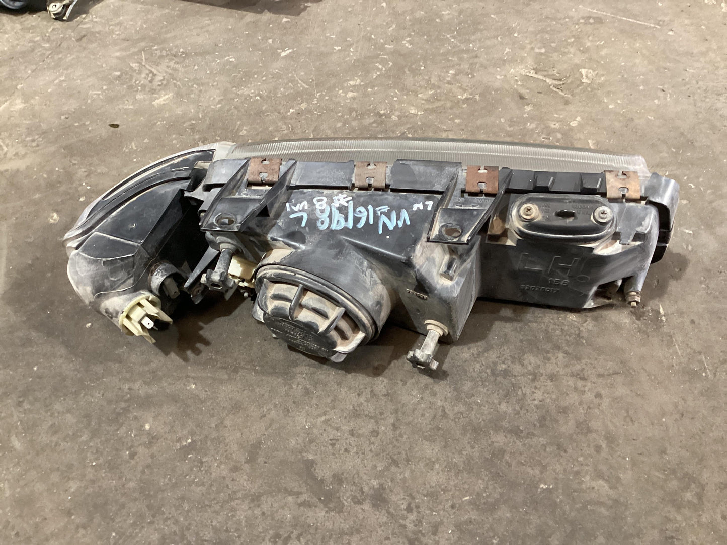 1988 - 1991 Holden Commodore VN  Left Headlight