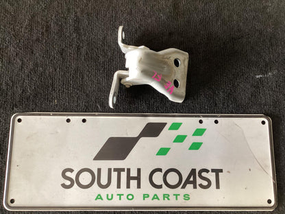 2006 - 2010 Holden Commodore VE  Left Front Door Top Hinge