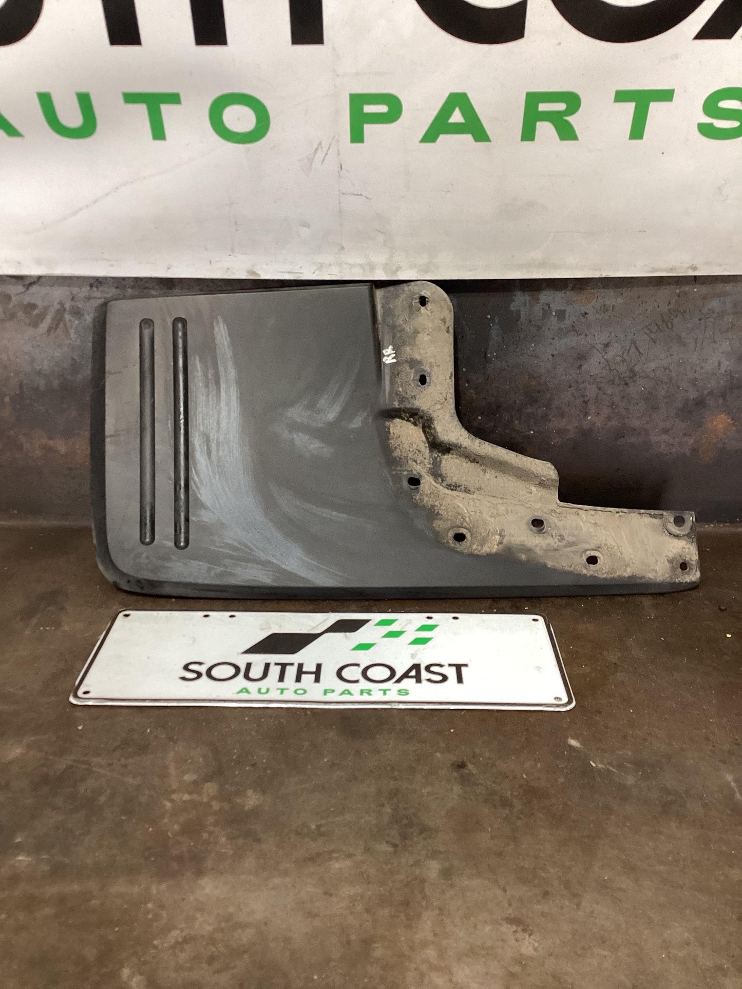 Volkswagen Amarok   Mud Flaps Set