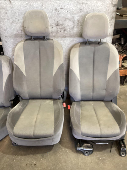 Holden Colorado RG  Complete Interior