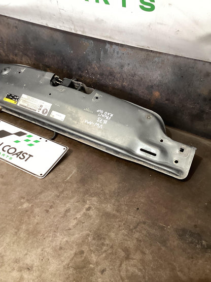 Volkswagen Amarok   Radiator Support