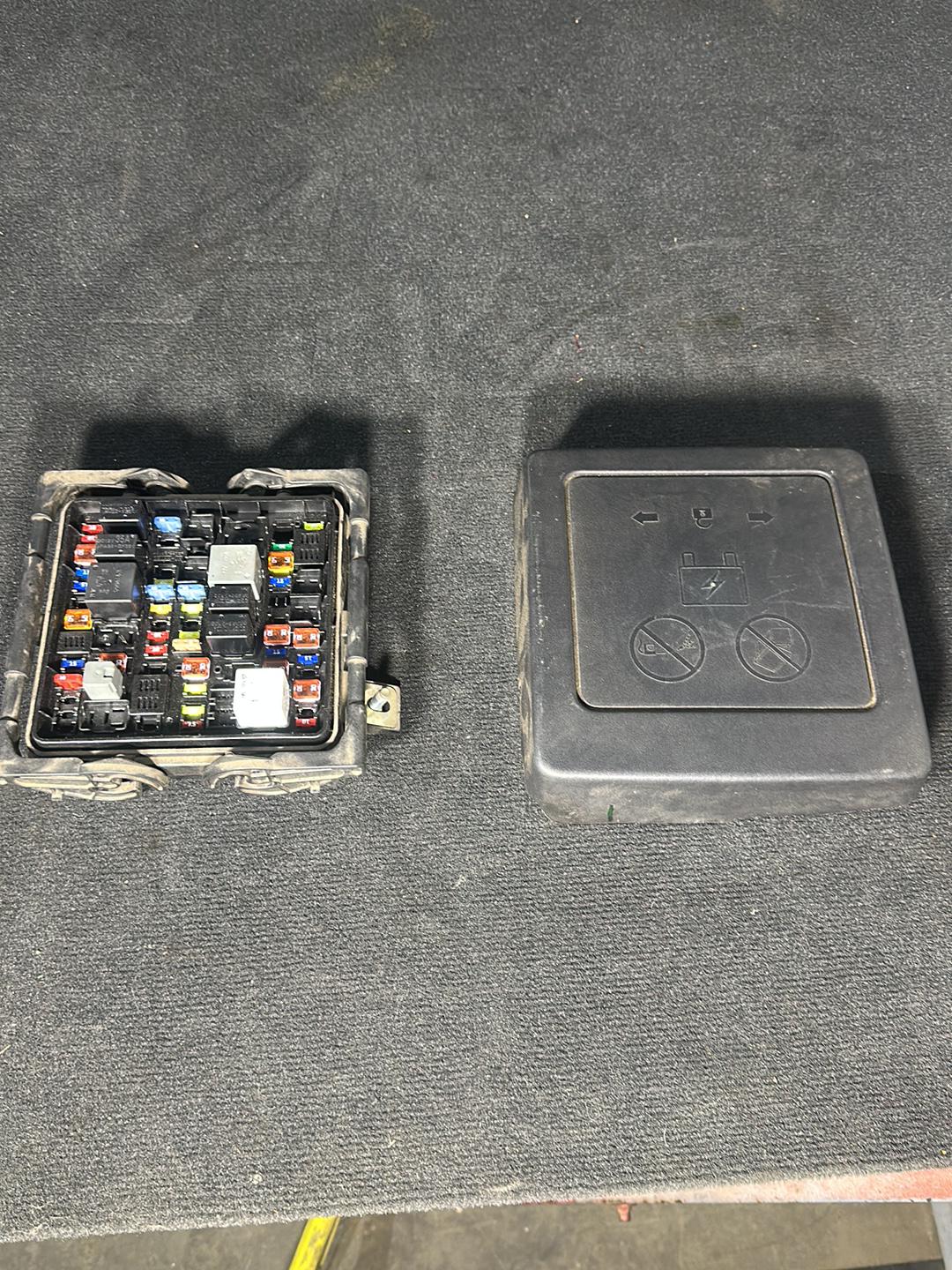 2017 Holden Commodore VF  Fuse Box