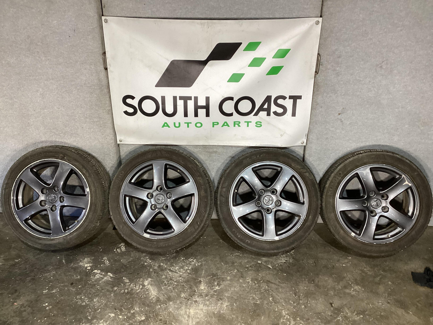 2000-2002 Holden Commodore VU - Alloy Wheel Set