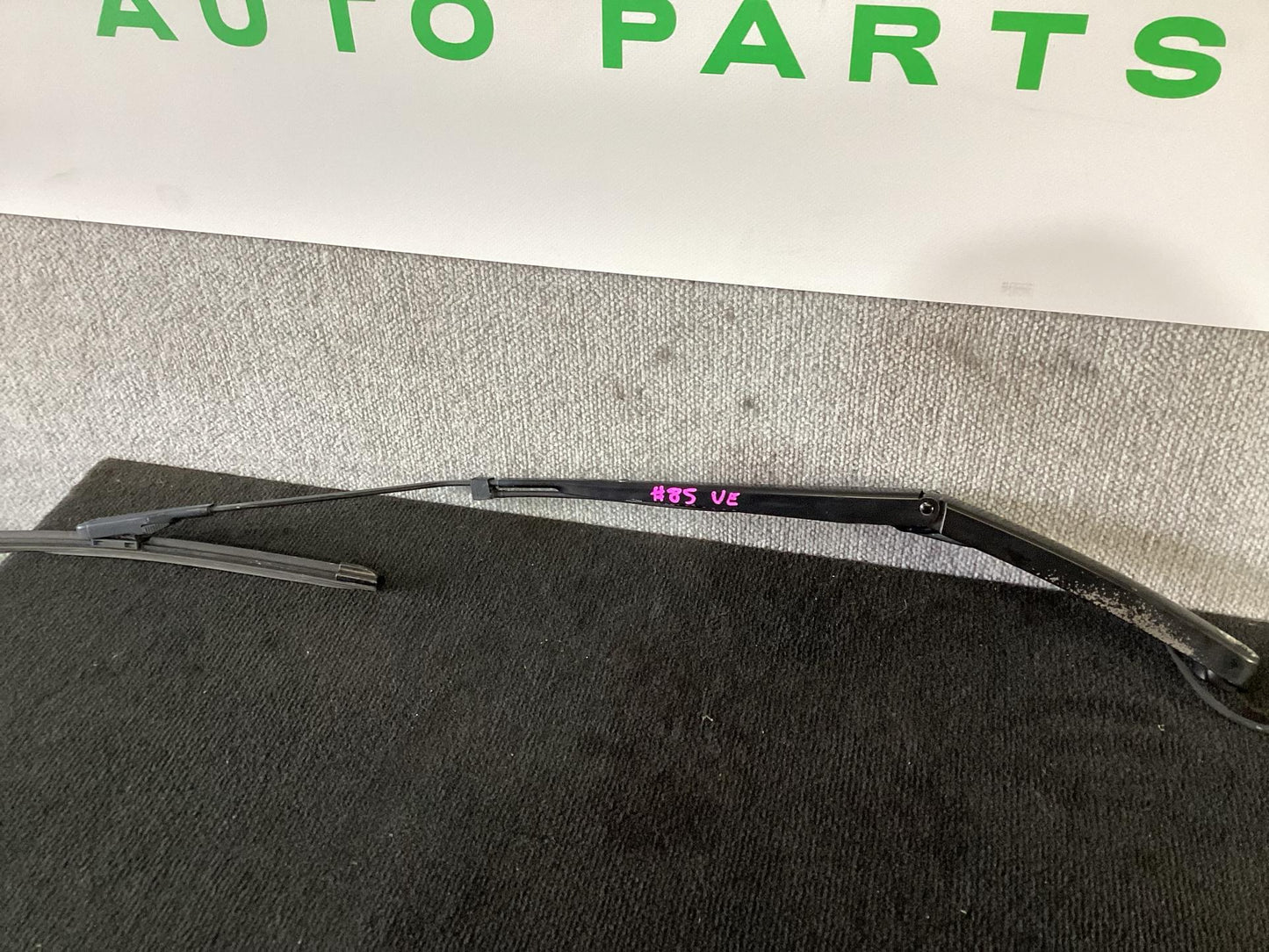 2006 - 2010 Holden Commodore VE  Left Front Wiper Arm