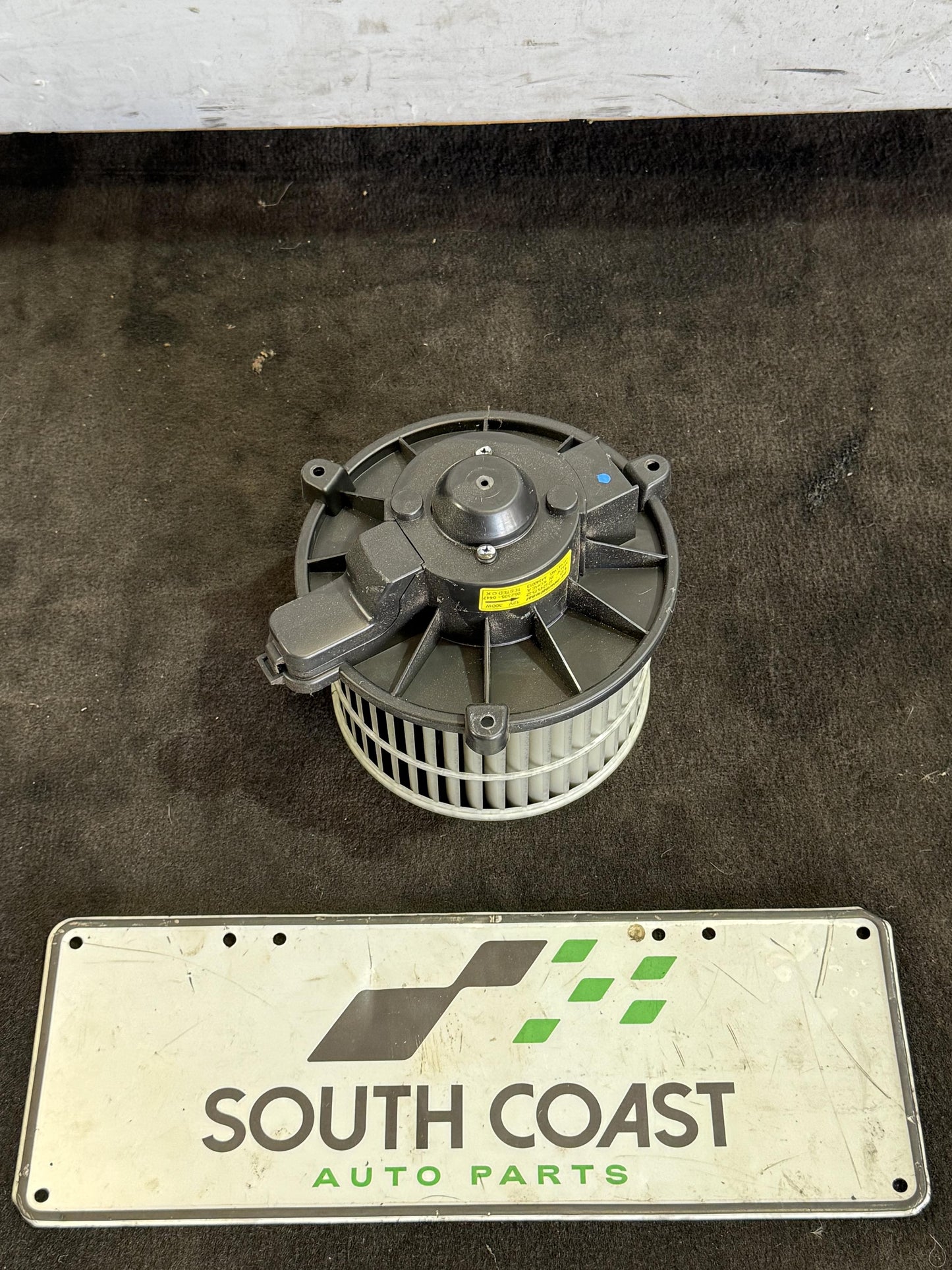 Holden Commodore VZ  Heater Fan Motor AA540013