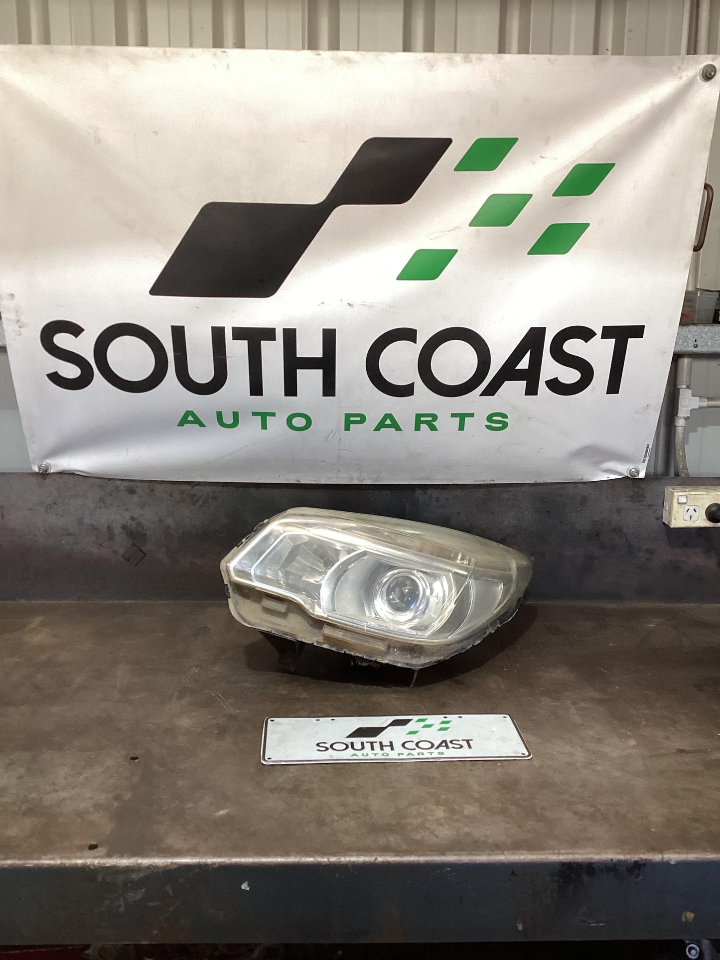 Holden Colorado RG  Left Headlight