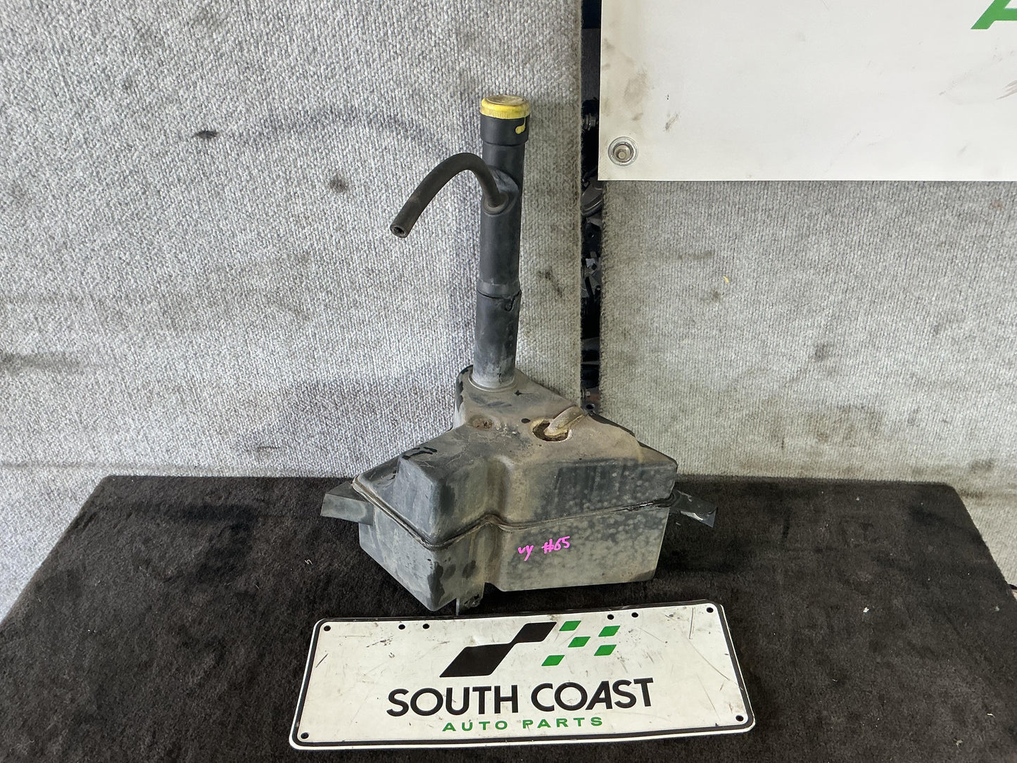 Holden Commodore VY  Washer Bottle