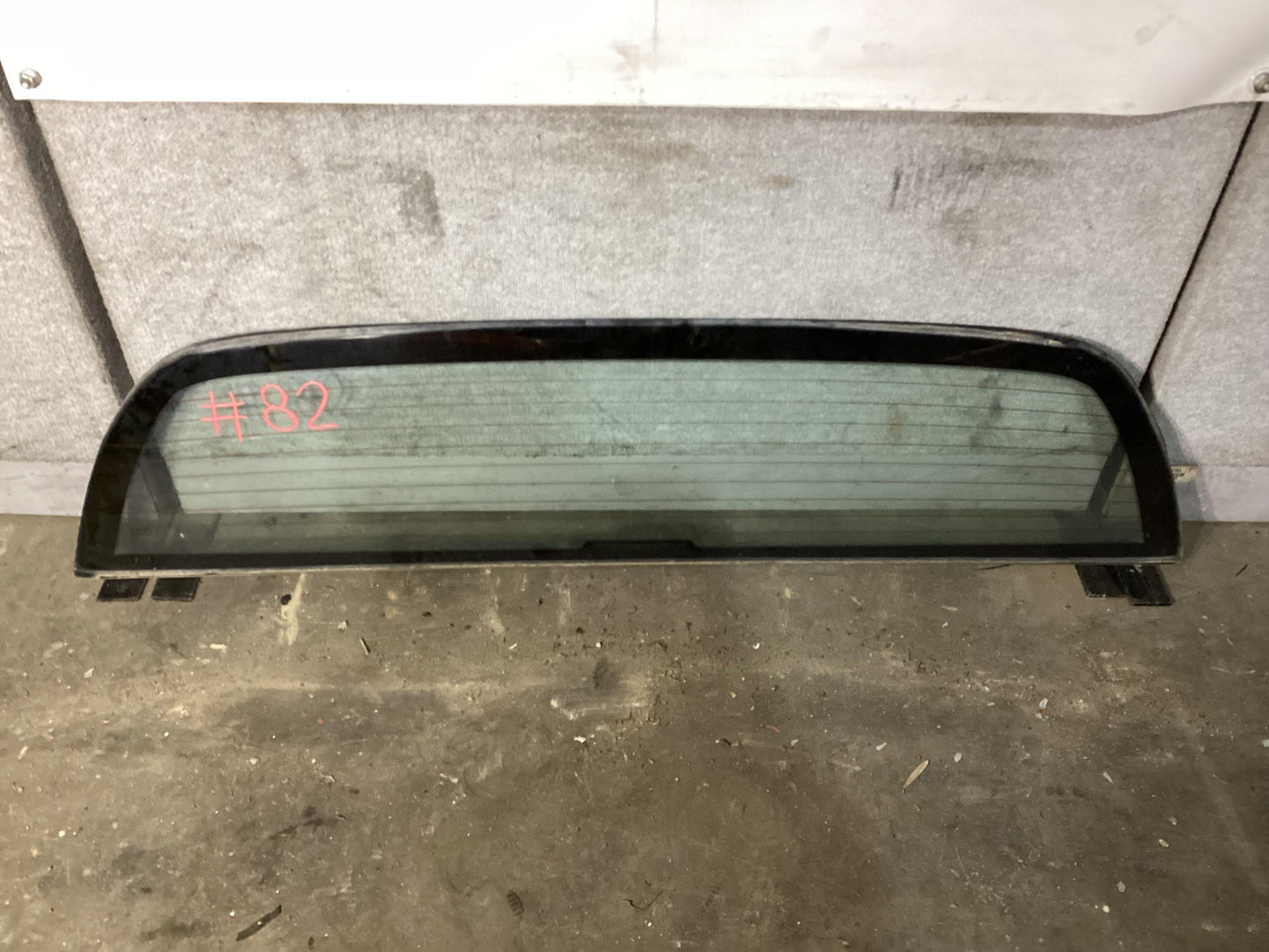 2001 Holden Commodore VU  Rear Screen Window
