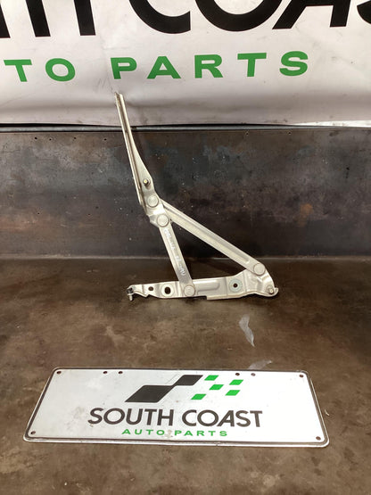 Holden Commodore VE 6G1EK5E79BL526529 Right Boot Hinge 92121948