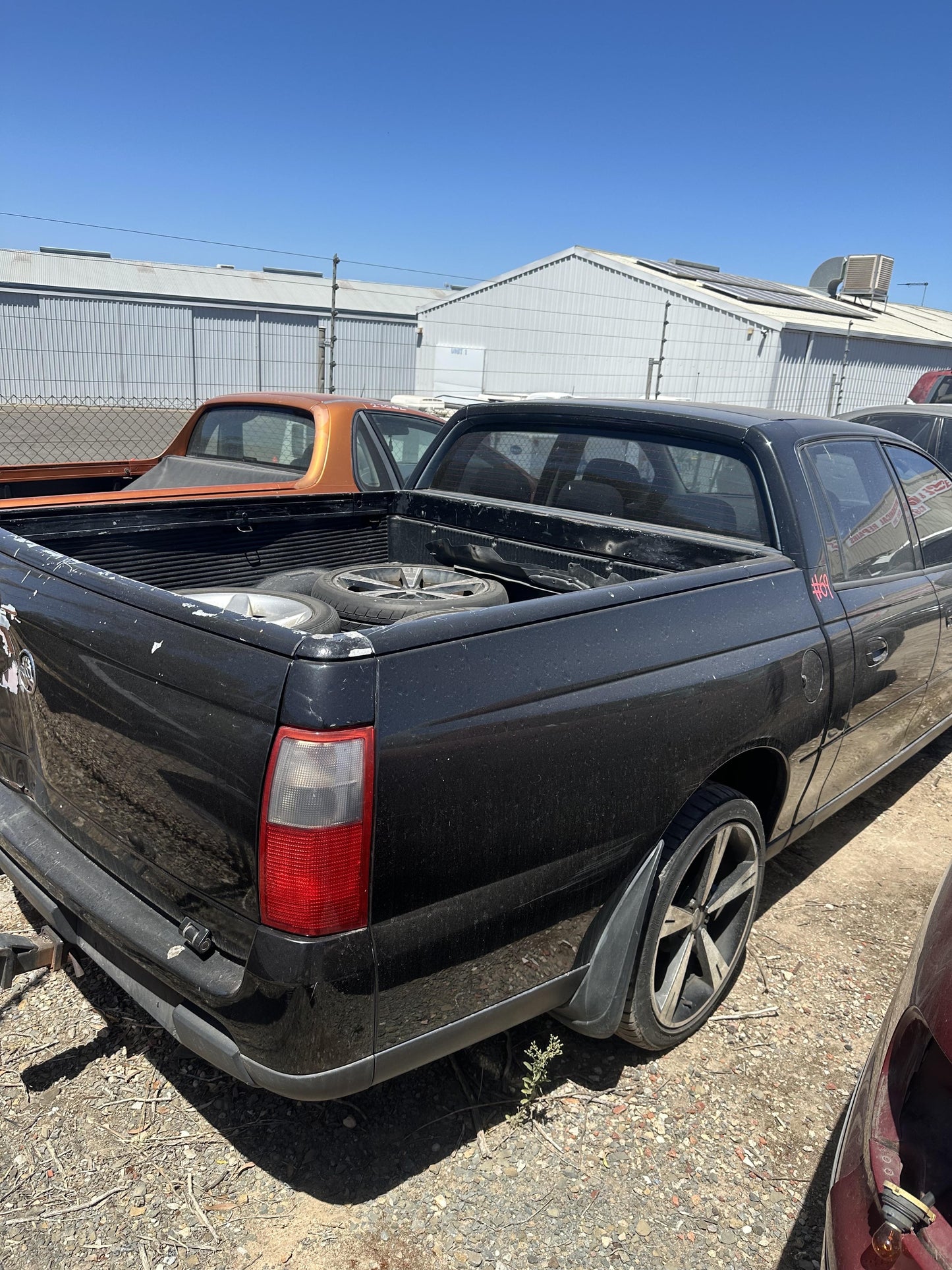 2003 - 2004 Holden Crewman  VY Black
