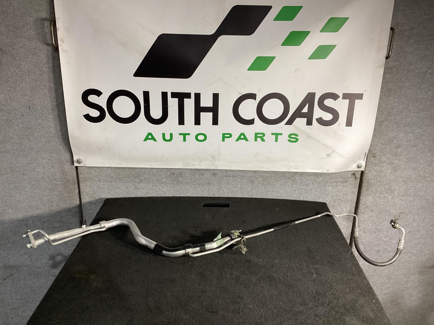 Holden Commodore VF  A/C Pipe 92285455