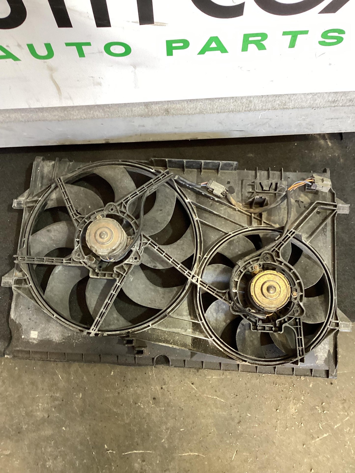Holden Commodore VY  Radiator Fan