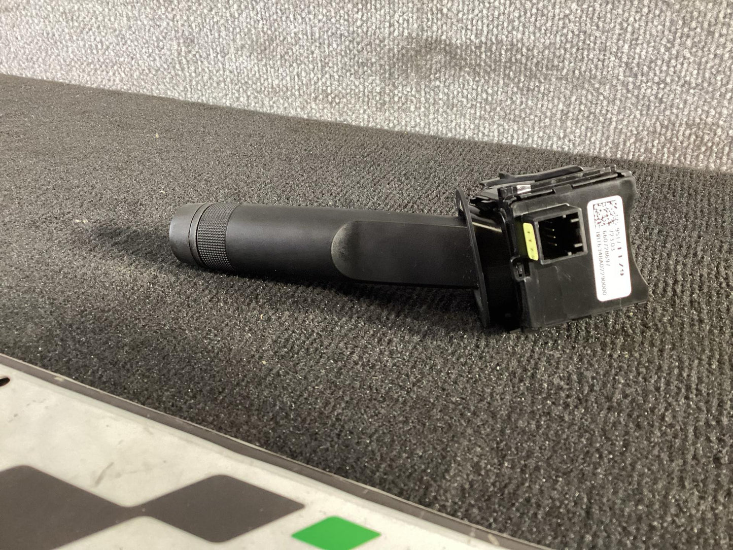 Holden Commodore VF  Wiper Switch