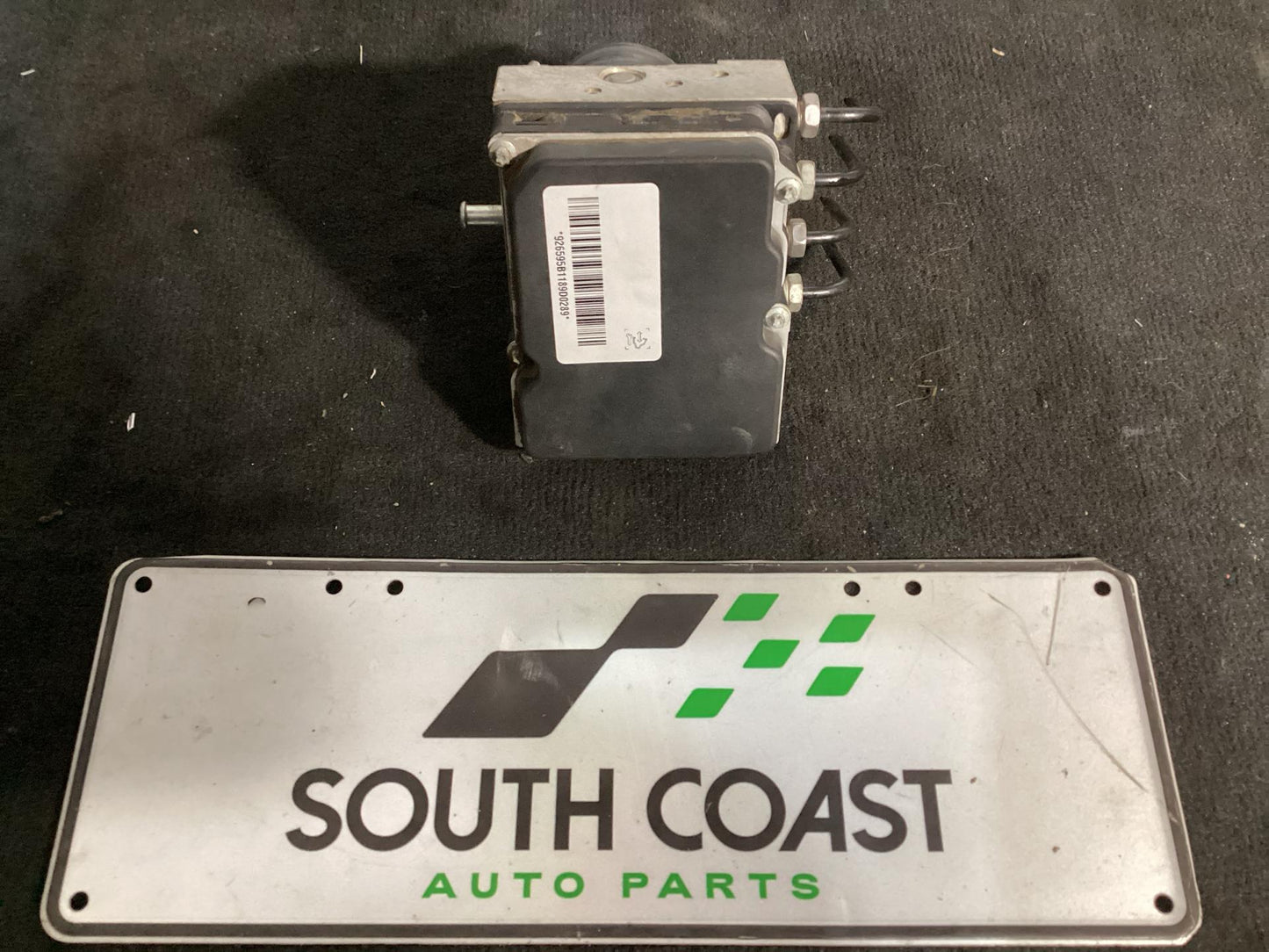 Holden Commodore   ABS Brake Module 92256595