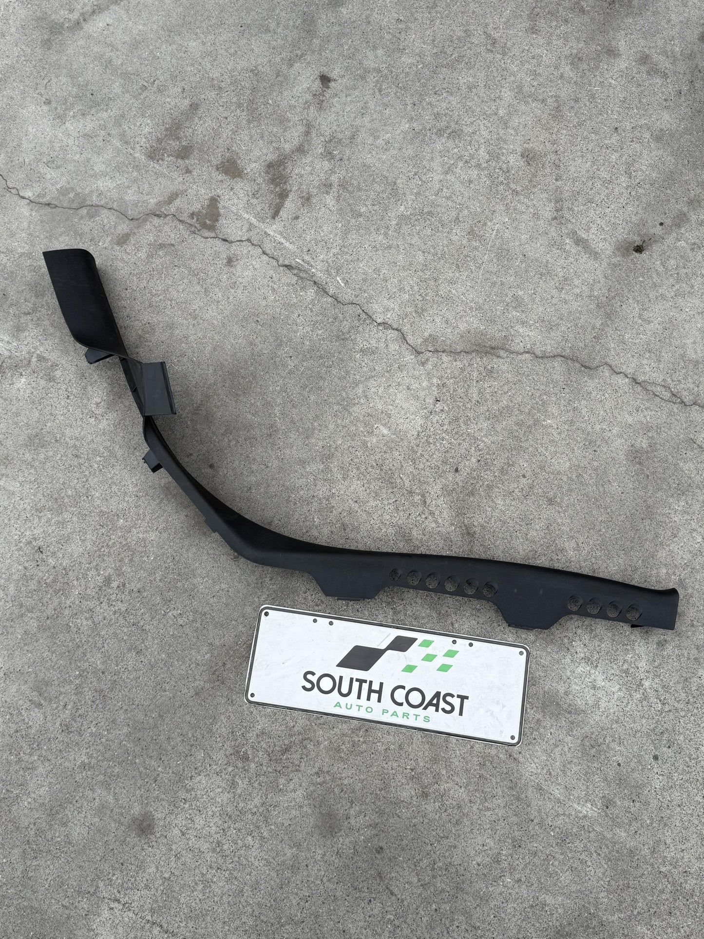 Audi A4 B8 WAUZZ8K9AA071441 Right C Pillar Trim 8K0867768A