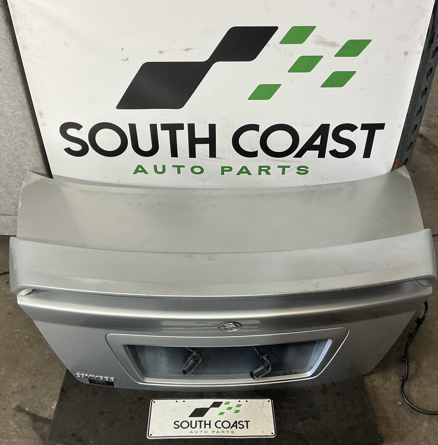 Holden Commodore VY  Bootlid