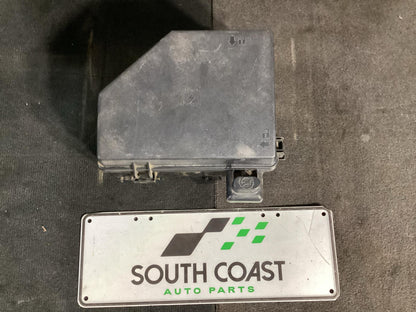 Holden Commodore   Battery Fuse Box 92237641