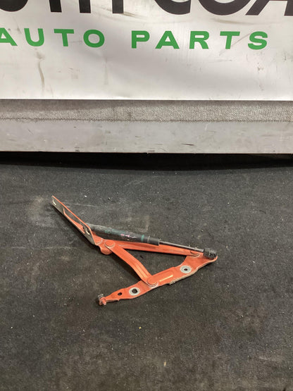 2006 - 2010 Holden Commodore VE  Right Boot Hinge 92121948