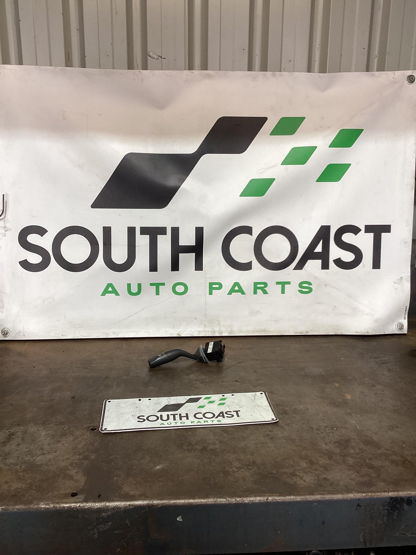 Holden Commodore VY  Wiper Switch 92089552