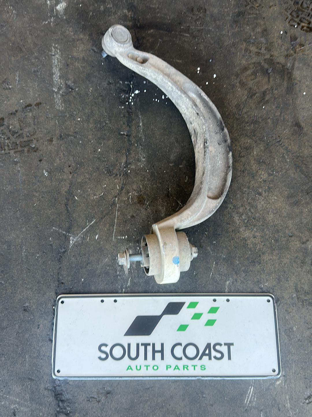 Audi A4 B8 WAUZZ8K9AA071441 Left Front Lower Control Arm