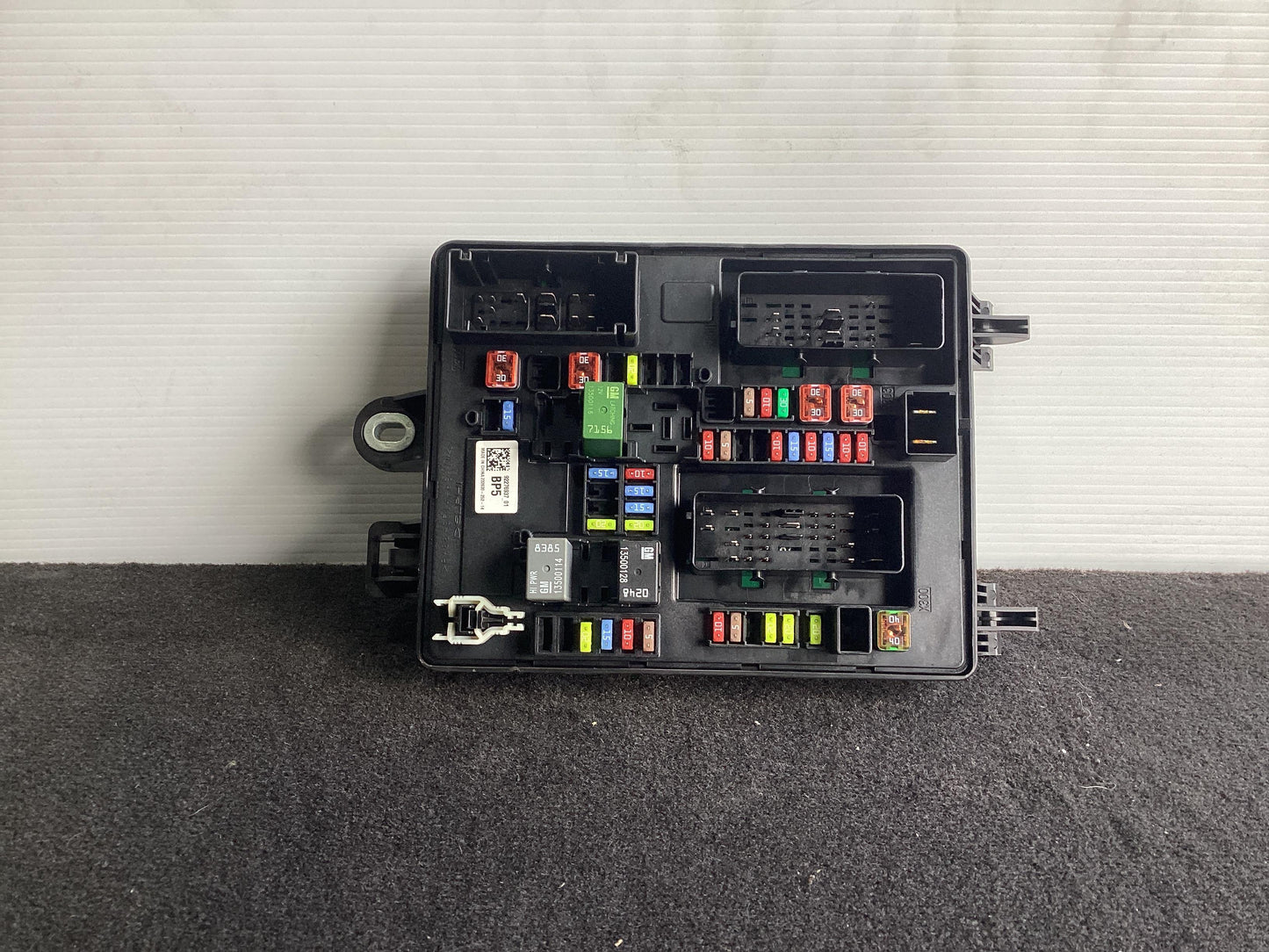 2014, Holden, Commodore, VF, Evoke, Interior Fuse Box