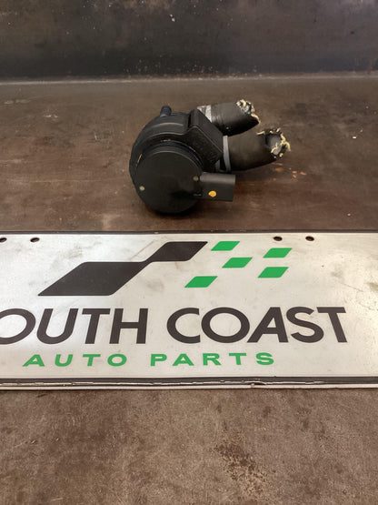 Volkswagen Amarok   Auxiliary Coolant Water Pump