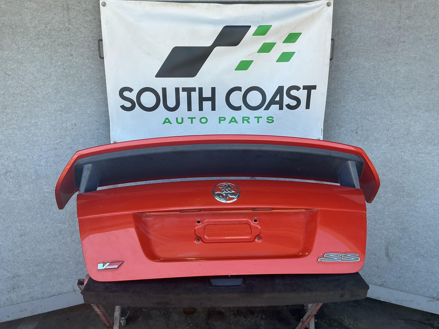 2006 - 2010 Holden Commodore VE  Bootlid