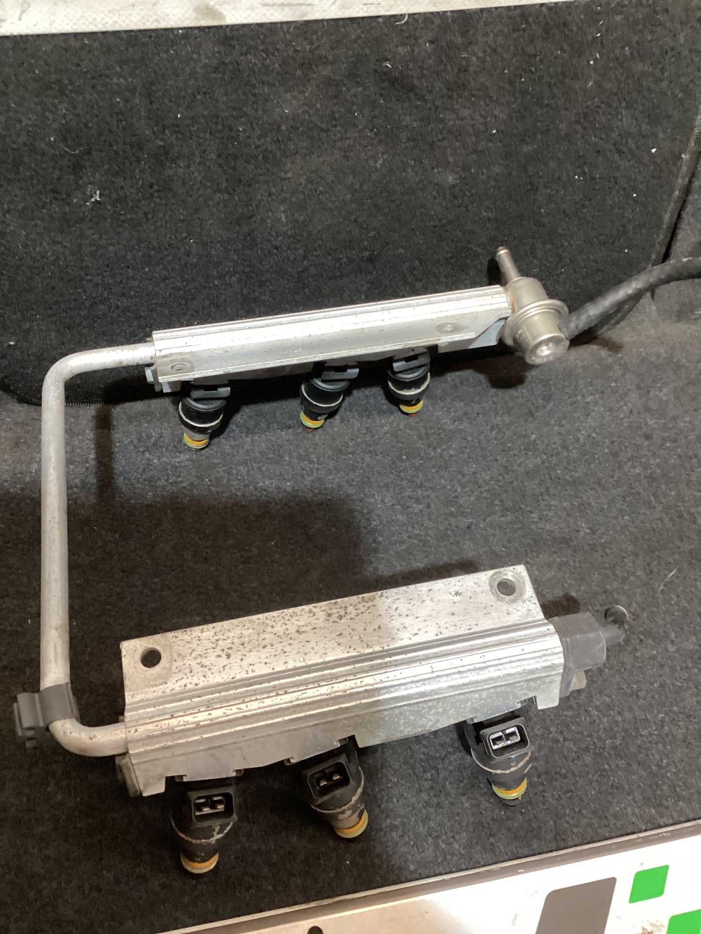 Holden Commodore VR  Injection Rail