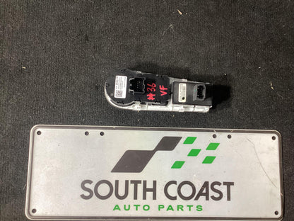 2015 Holden Calais VF  Headlight Switch 92292680