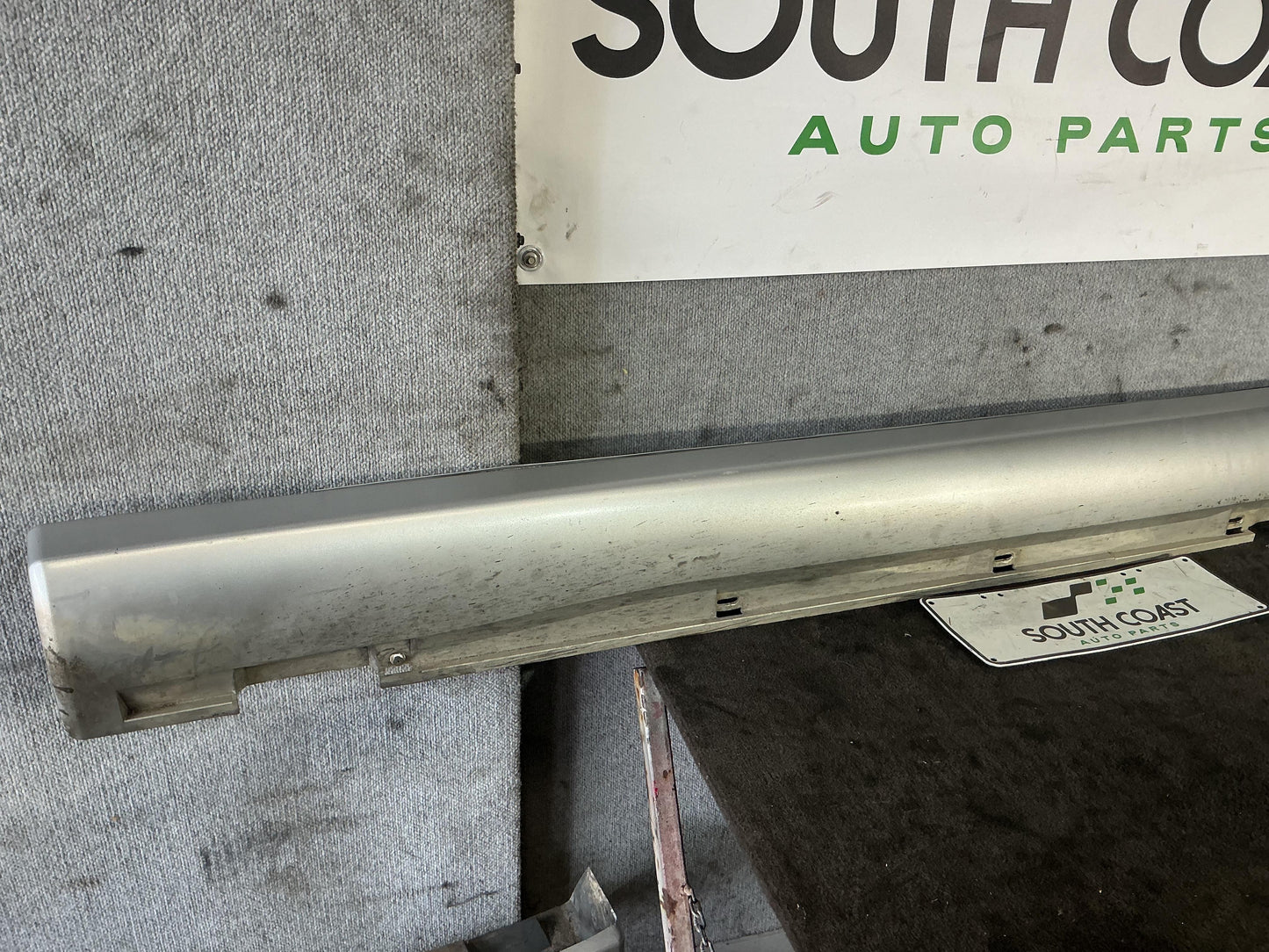 Holden Commodore VY  Left Side Skirt 92084844