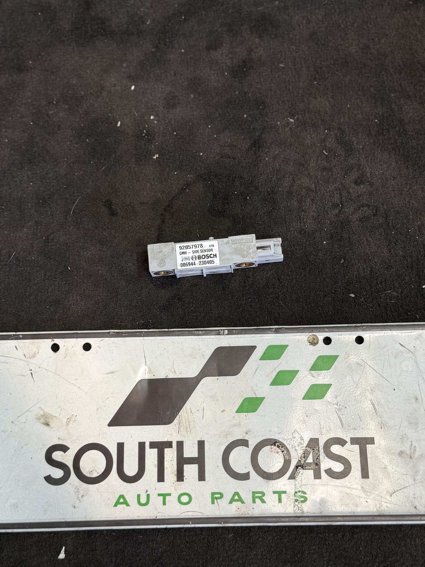 Holden Commodore VZ  Side Airbag Sensor 92057978