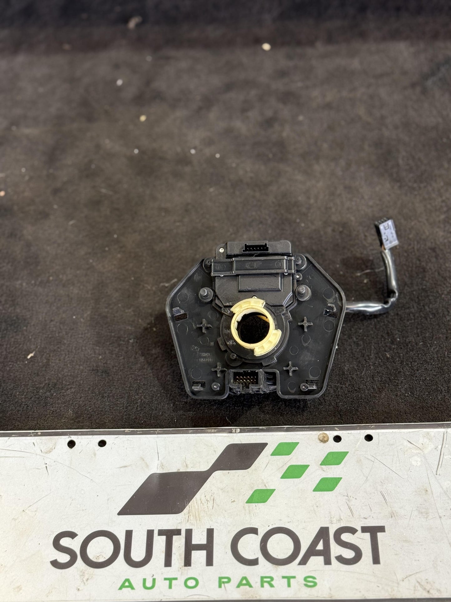 Holden Commodore VZ  Clock Spring 1418187