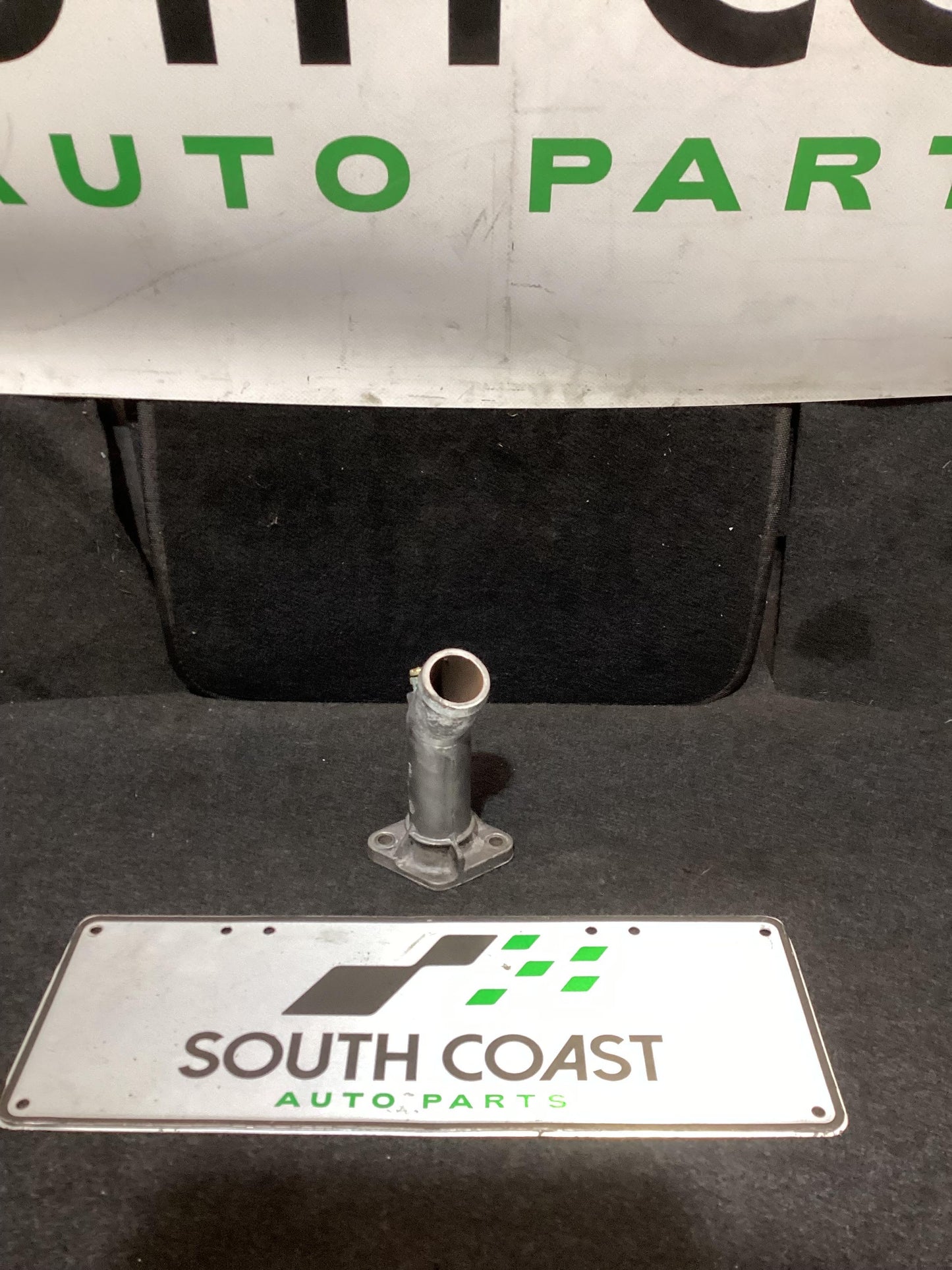 Holden Commodore VR  Thermostat Housing Water Pipe 92060713