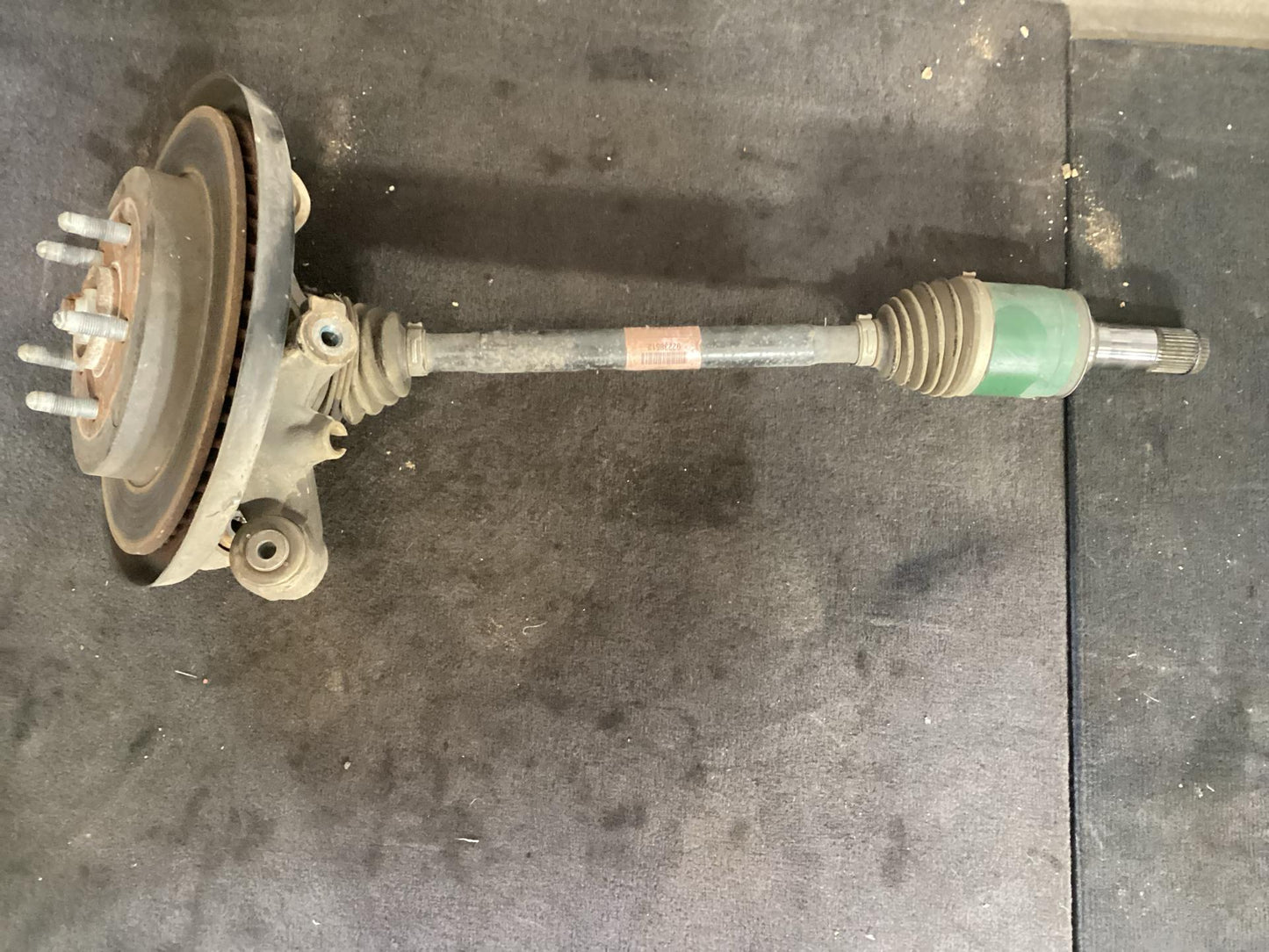 Holden Commodore   Right Driveshaft 92238512