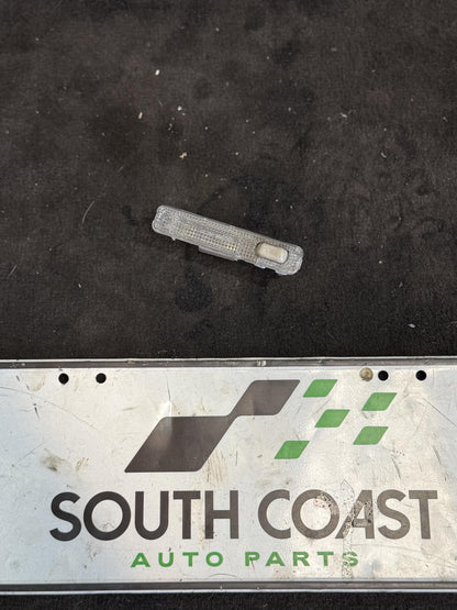 Holden Commodore VZ  Courtesy Light 92140559