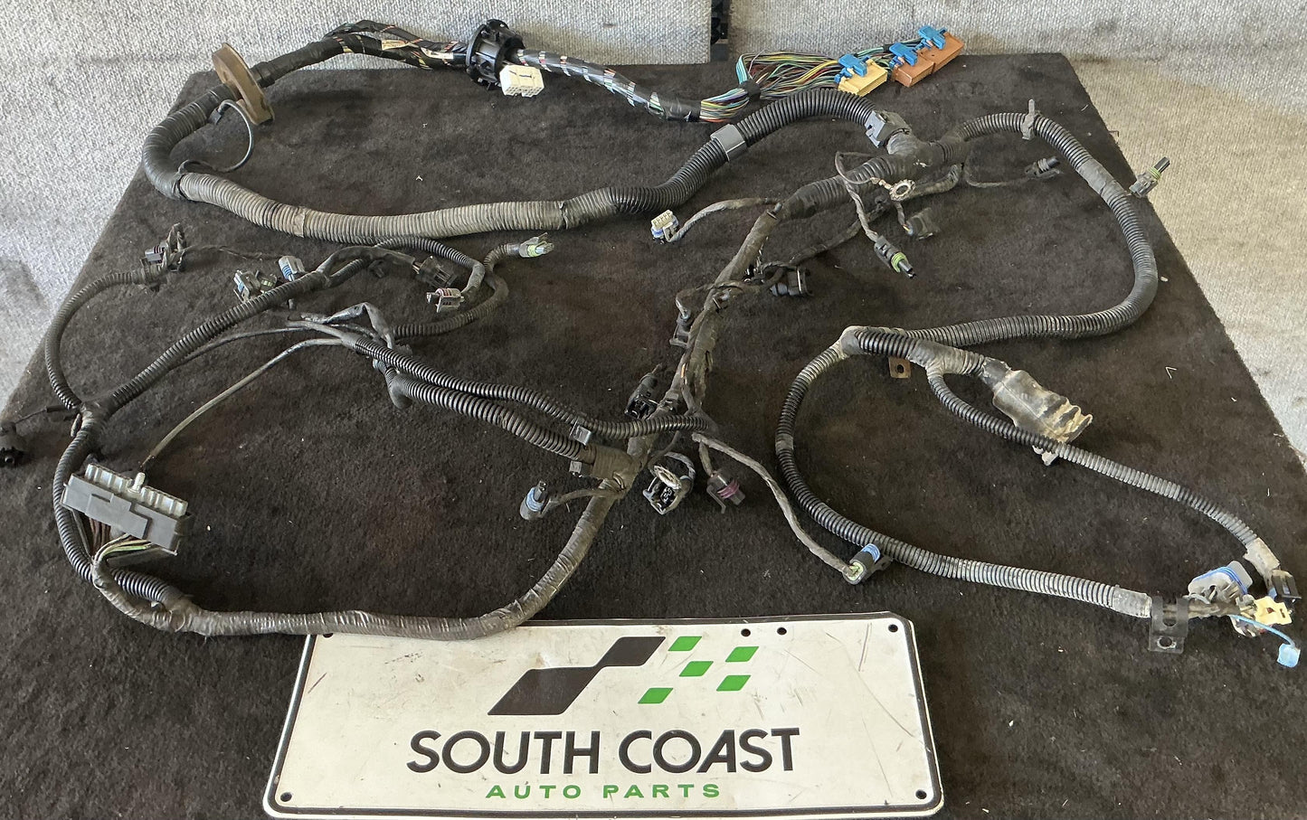 Holden Commodore VY  Engine Wiring Harness 92104414