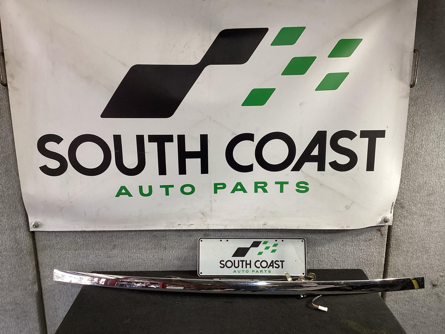 Holden Commodore VF  Tailgate Touch Pad