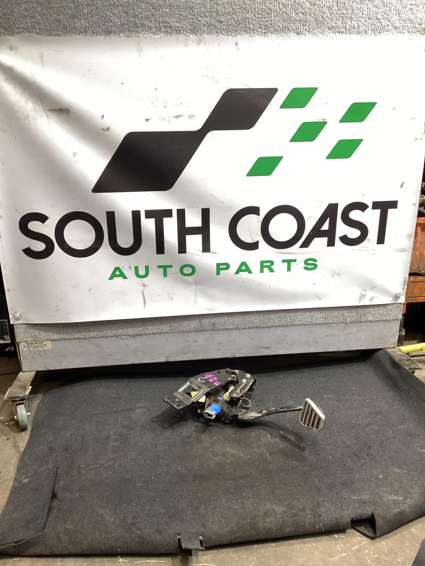 2006 - 2010 Holden Commodore VE  Clutch Pedal