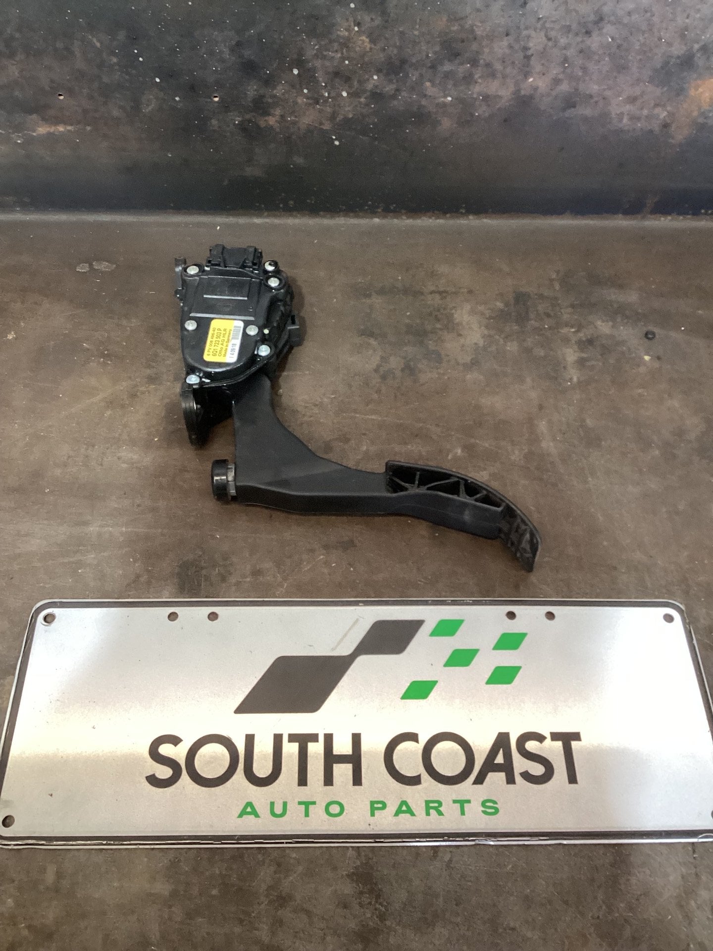 2018 Volkswagen Amarok Accelerator Pedal 6Q1723503P