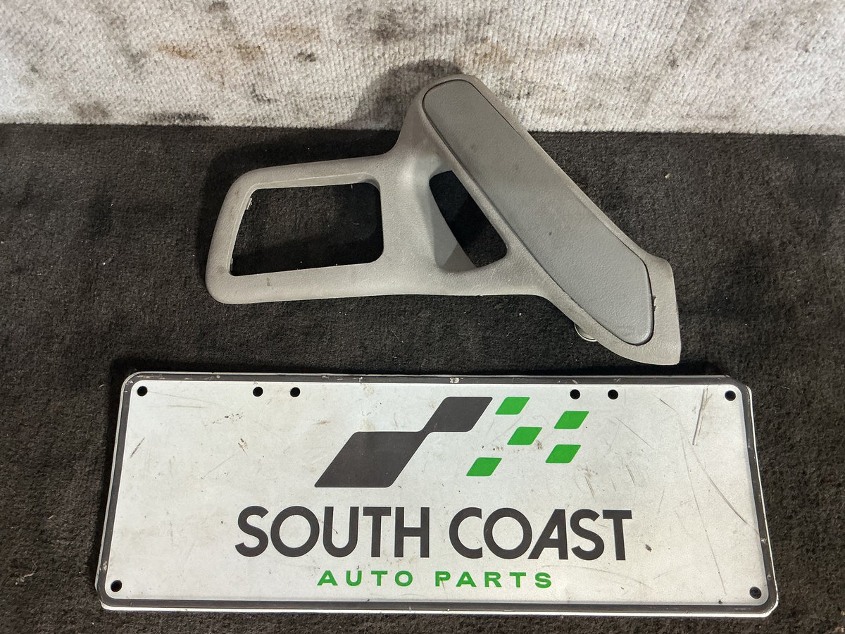 1994 Holden Commodore VR 6H8VRK19HSL781543 Right Rear Grab Handle 92028215