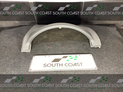 Holden Calais VE 6G1EX55768L940846 Dash Trim 92177887