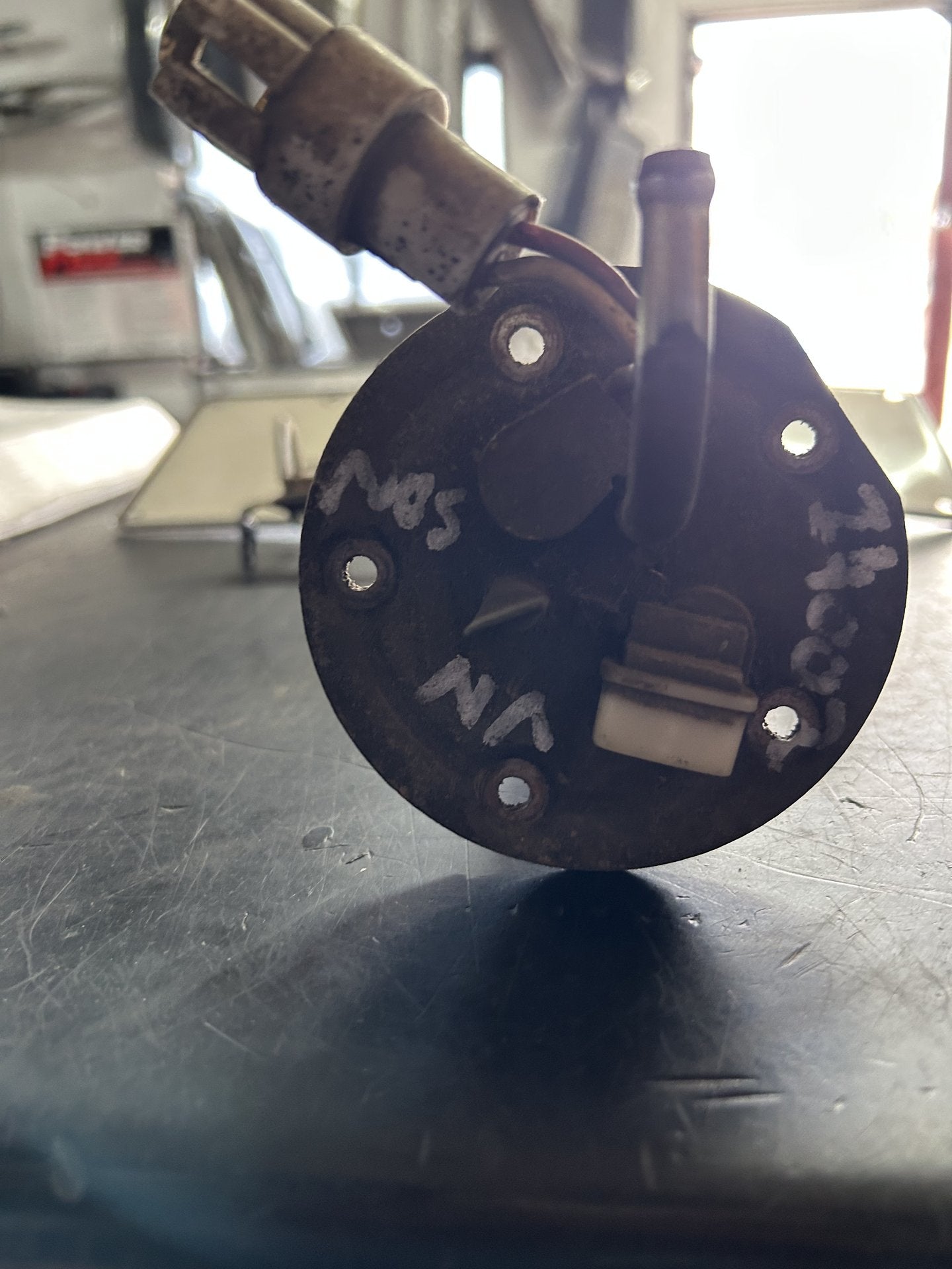 Holden Commodore   Fuel Sending Unit