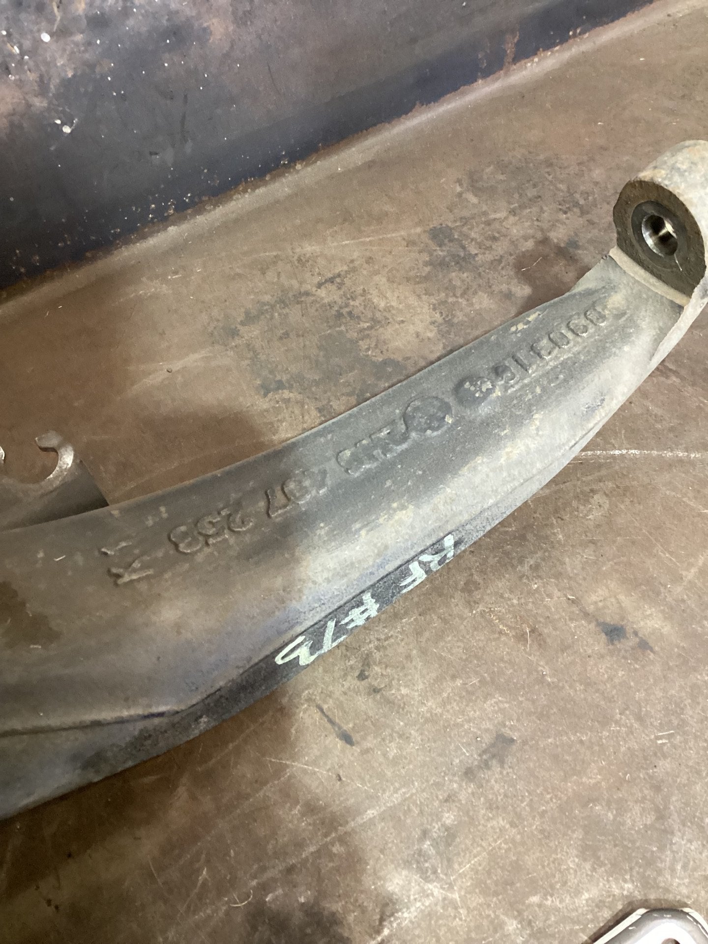 2018 Volkswagen Amarok Right Front Hub Assembly 2H6407253
