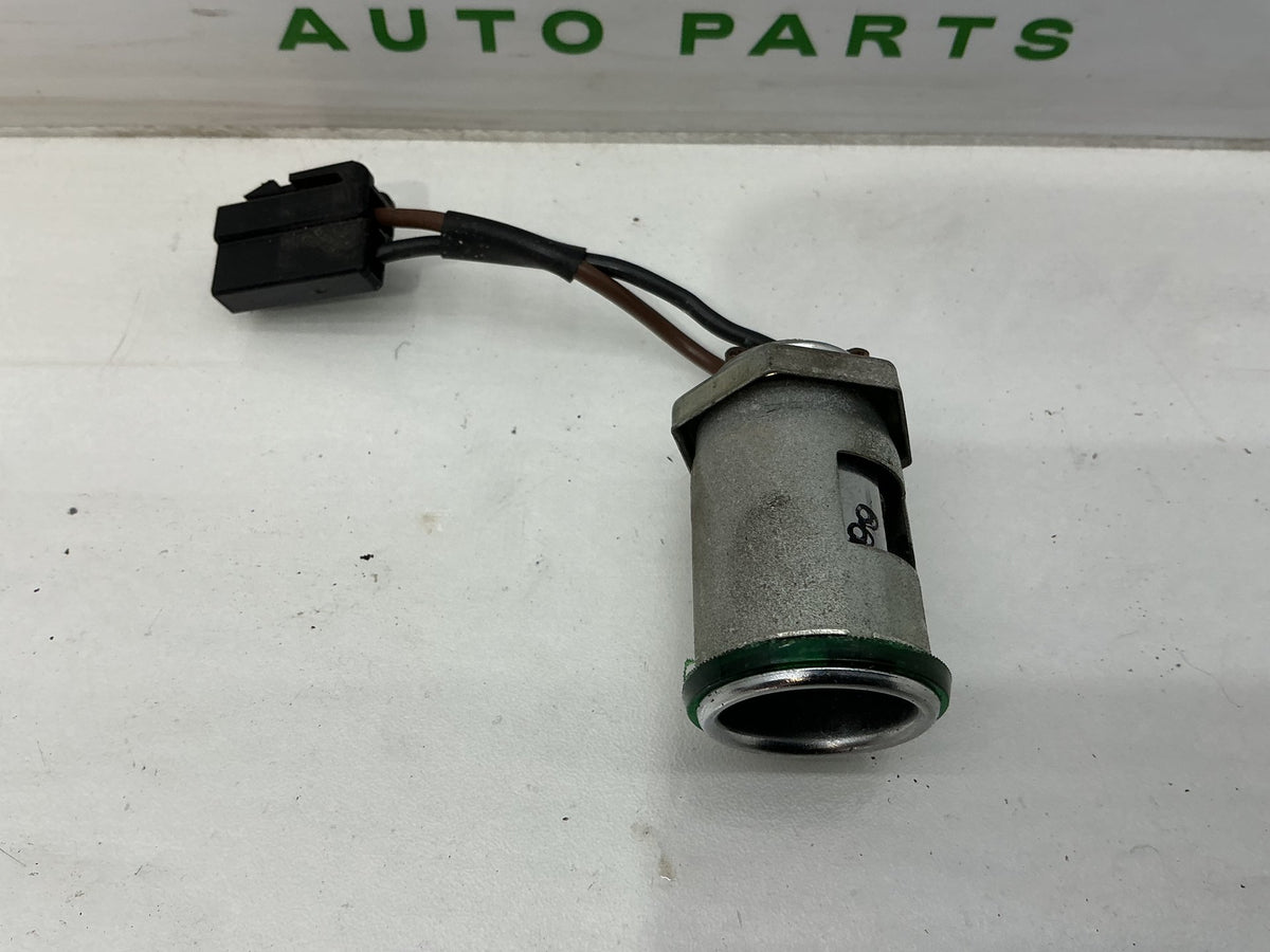 1999 Holden Commodore VT 6H8VTK69HXL423830 Cigarette Lighter