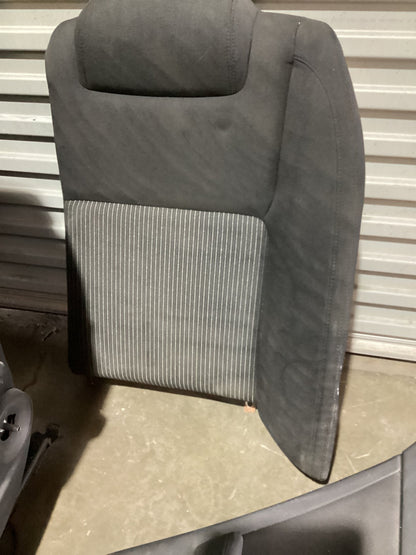 2010 - 2013 Holden Commodore   Complete Interior VES2SV6COMPLETEINTERIORSEATSDOORTRIMS