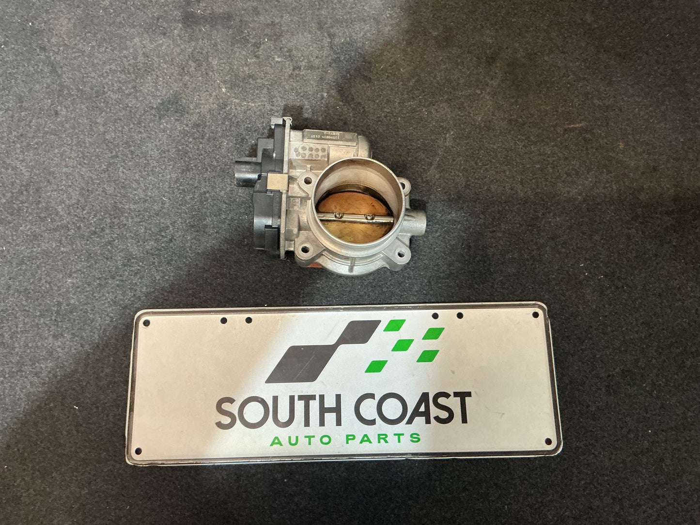Holden Calais VE 6G1EX55768L940846 Throttle Body