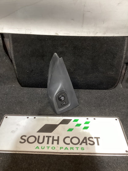 Holden Colorado RG U148CK Mirror Adjuster Switch